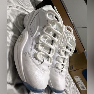 Reeboks Question Low